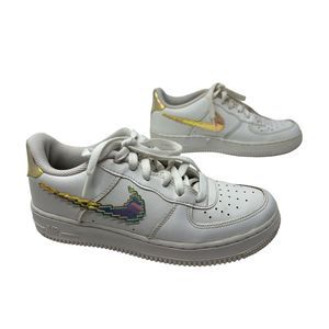 Nike Air Force 1 LV8 sneakers 7 Youth GS Digital Swoosh white iridescent shoes